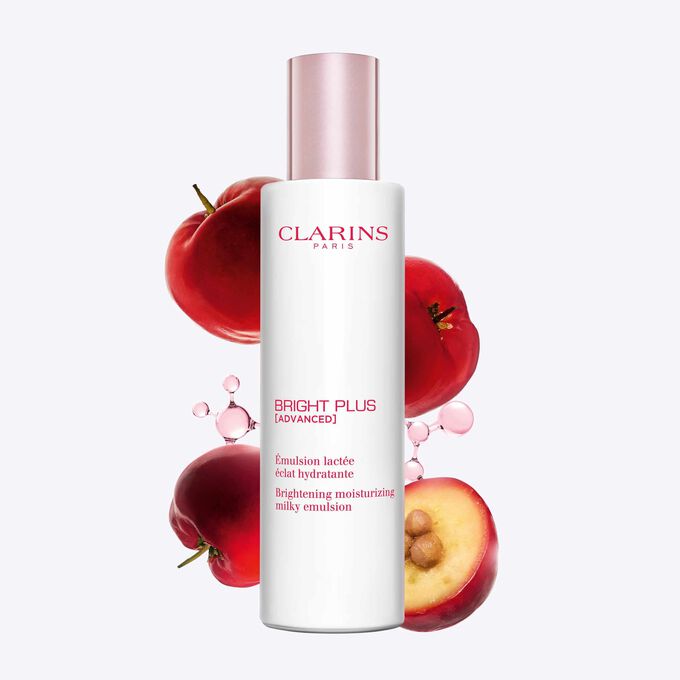 Packshot of Clarins Bright Plus Emulsion, featuring acerola and niacinamide molecules, highlighting key ingredients for brightening.