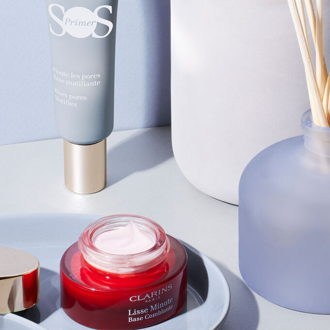 Instant Smooth Perfecting with SOS Primer