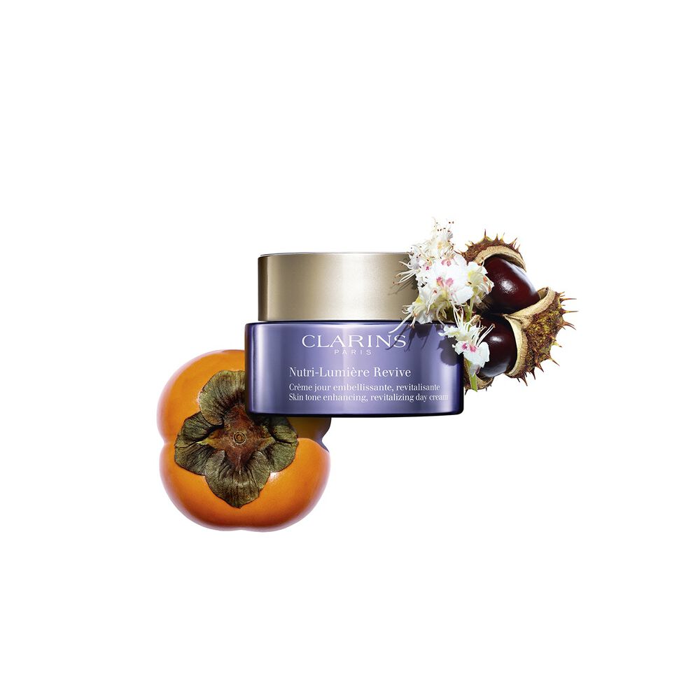Nutri-Lumière Revive packshot with ingredient