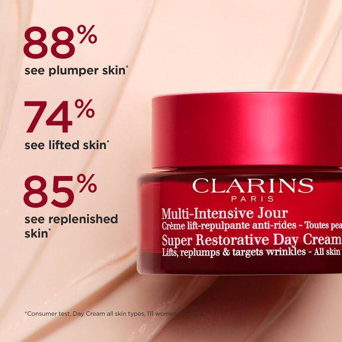 Packshot of Clarins’ Retinol-like Day Cream on textured background, highlighting its lifted and replenished skin effects